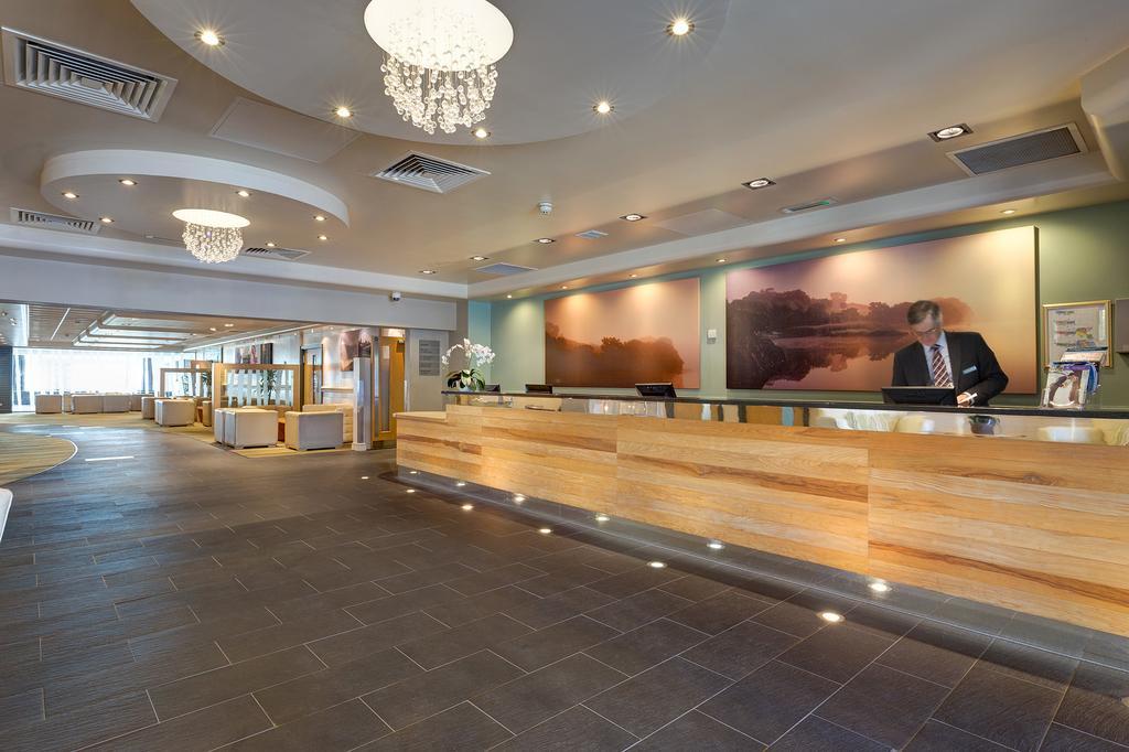 ホテル St Mellion Estate エクステリア 写真